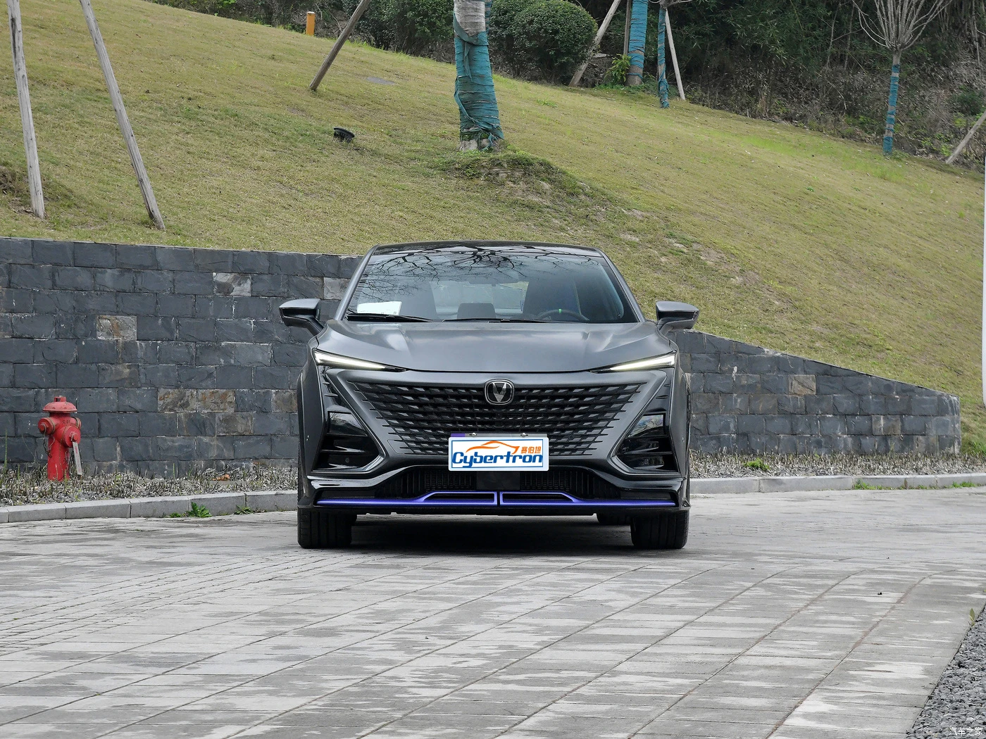 В наличии компактный внедорожник Changan Uni-T 2024 2 0 T 1 5 новый автомобиль Ev сменный блок 2022 бензиновый спортивный