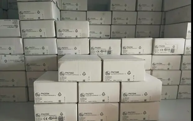 
ID5055 IDC3050BBPKG/2LED/US-10 Inductive sensor 