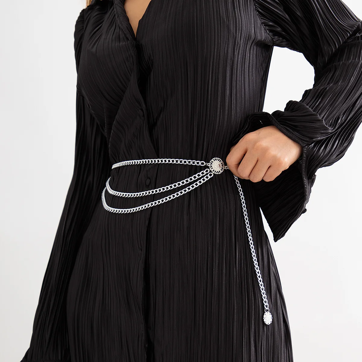 Цепочка из сплава, многослойная, с завышенной талией