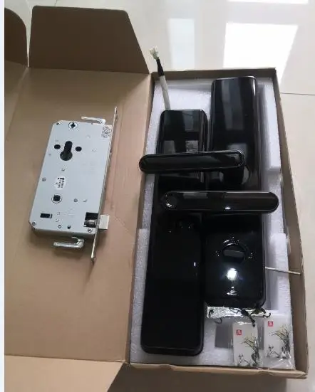 Cerradura Inteligente Exterior Door Handle Smart WIFI Tuya APP Digital Rfid Card Key Digit Fingerprint Door Lock