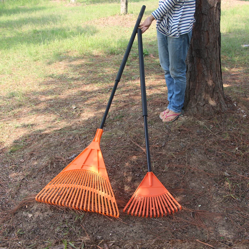 16/24T plastic garden hand landscaping large yard heavy duty tool fork leaf rake with wood handle have sponge  protected grip