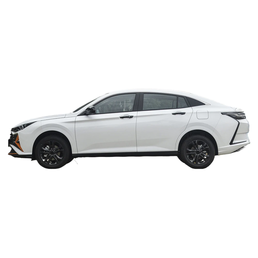 China Used Gasoline/Petrol Cars Dongfeng AEOLUS YiXuan 4 Door 5 Seaters Sedan Front-Drive Small Automobile Cars