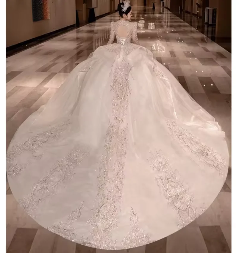 Wedding dress 2024 new bride main yarn trailing heavy handmade style high-end retro long-sleeved large size pregnant