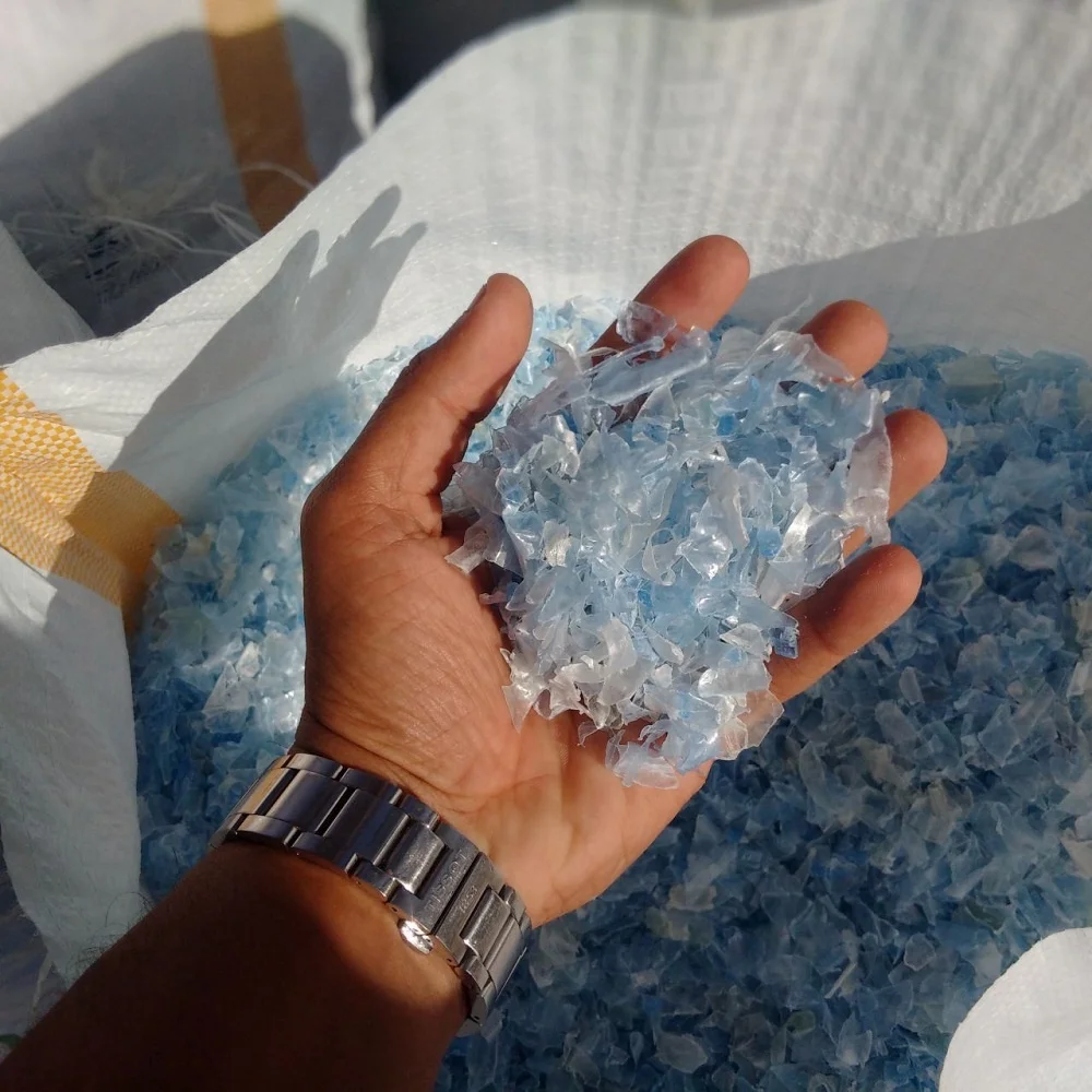 Hot Washed Recycled PET Flakes / PET Bottle Plastic Scrap