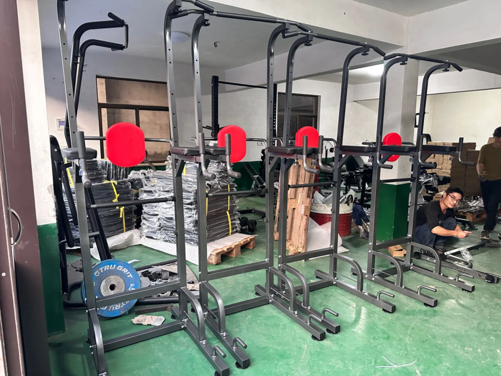 Wholesale 6 in 1 Home Gym Power Tower Fitness Workout Equipment Height Adjustable Pull Chin up Dip Station