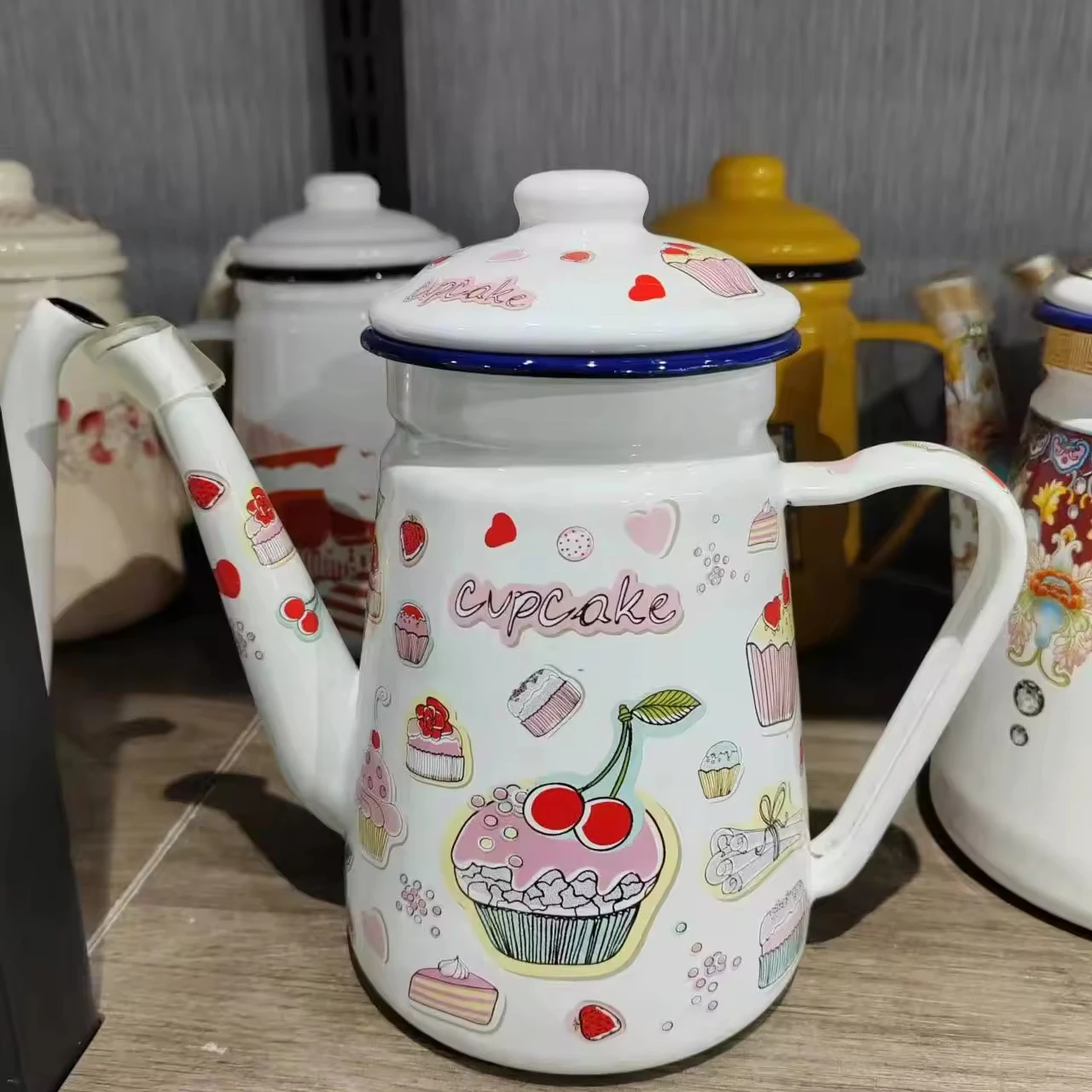 Wholesale 1.1L Capacity Light Luxury Retro Fine Mouth Enameled Teapot Household