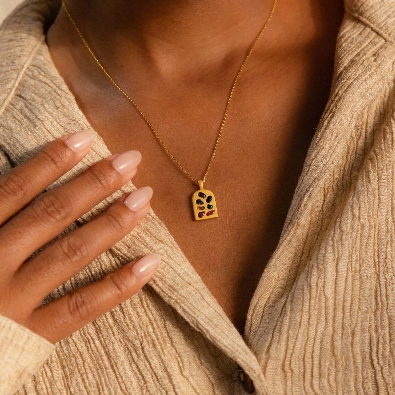 Arc de Triomphe U-shaped kaleidoscope lucky symbol inlaid zirconium necklace