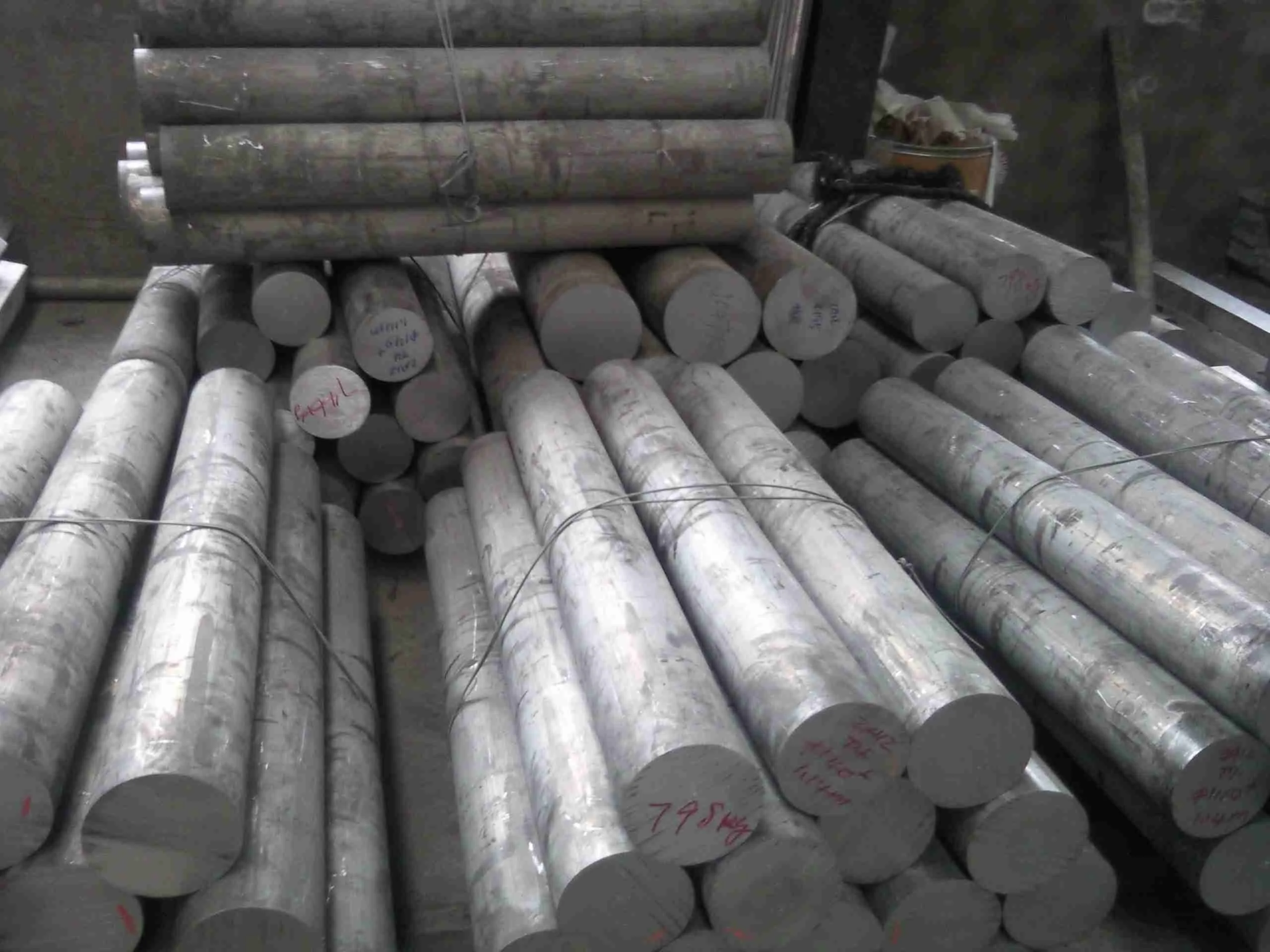 6061 6063 6066 6070 6082 6083 T5 T6 T651 Alloy Aluminum Round Bar