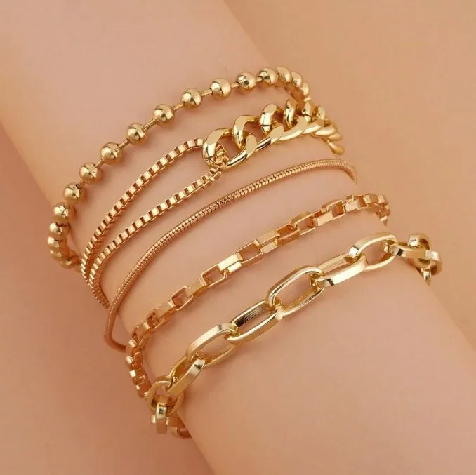 Wholesale Women Girls 5-piece Bracelet Set Multiple Mixed and Combined Bracelets Metal Chains Bracelet Set