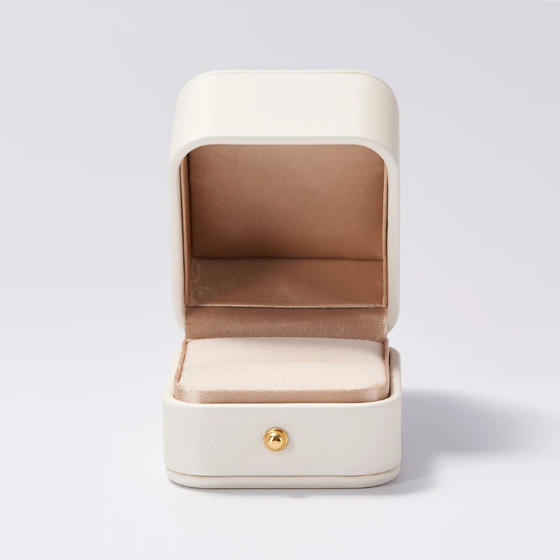 2022 Fanxi Cream Color PU Leather Jewelry Packaging Box Wholesale Custom Ring Box with Logo