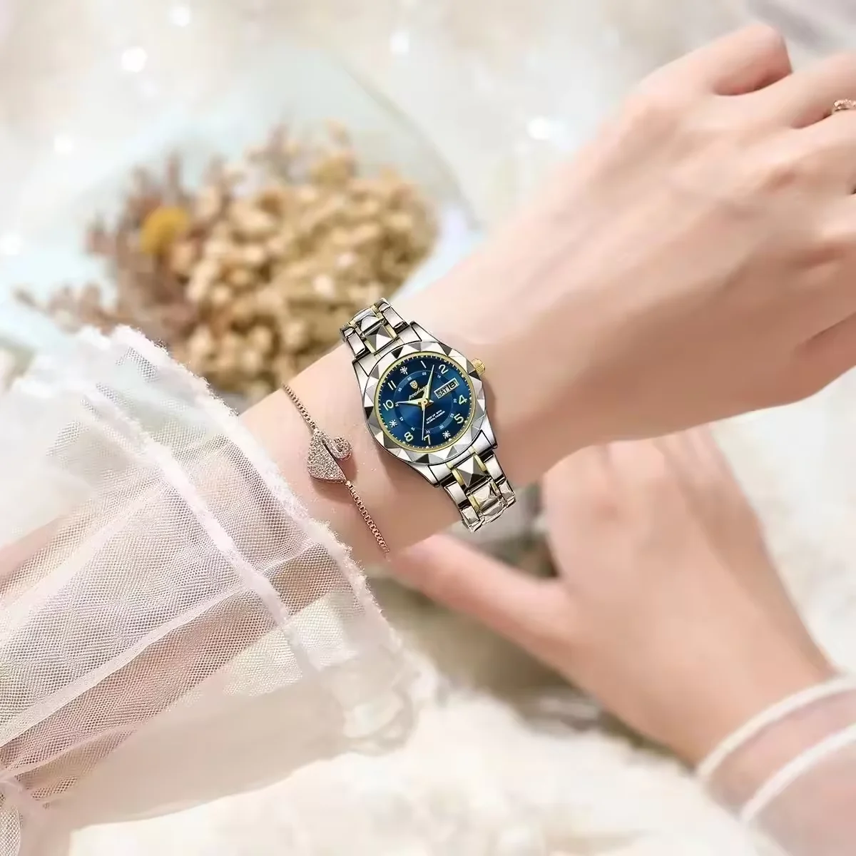 POEDAGAR 782 small size two tone women quartz watch latest Steel Strap water resist Luminous date display moq 1 Casual watch set