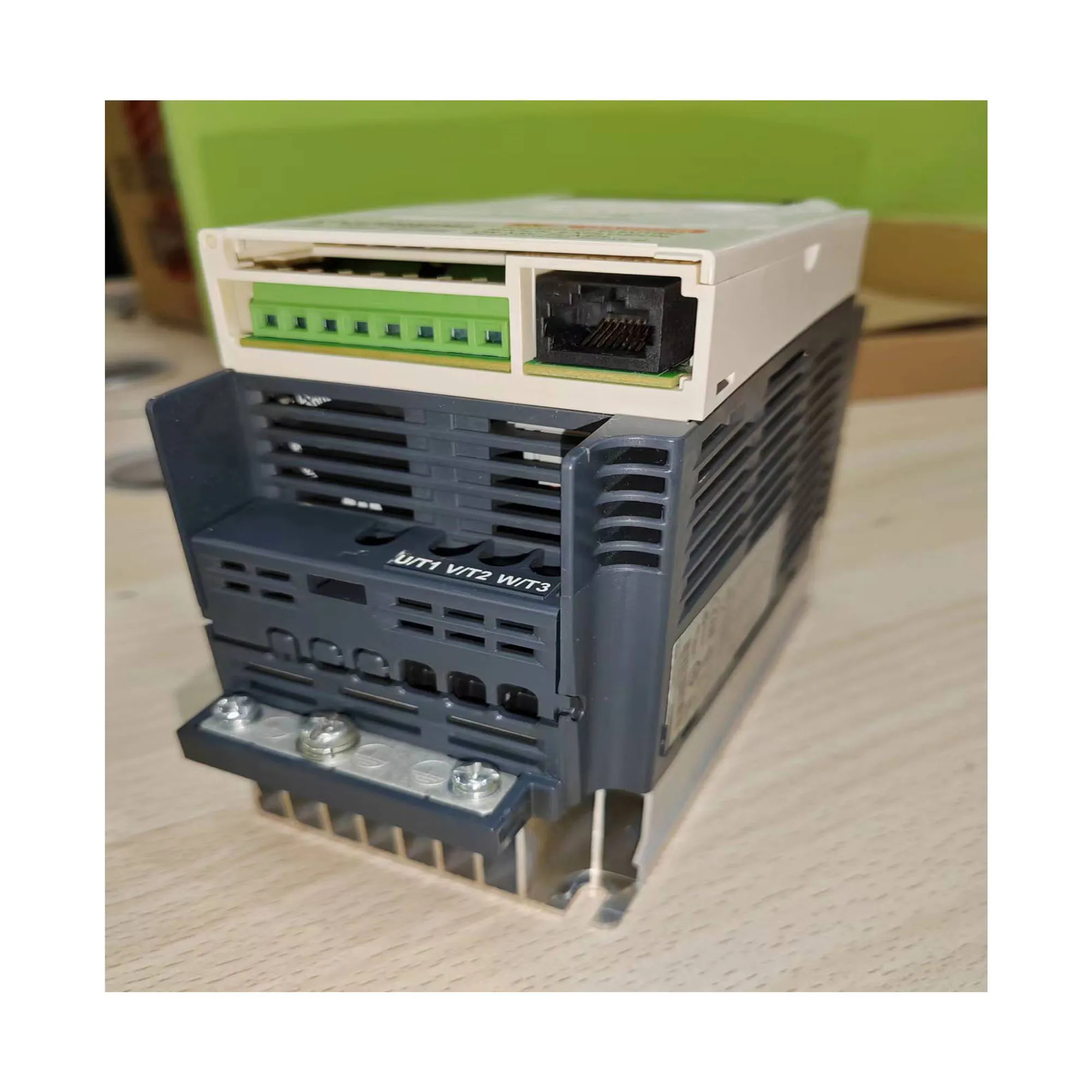 Credit merchant industrial plc controller favorable price 3RW3037-1BB14