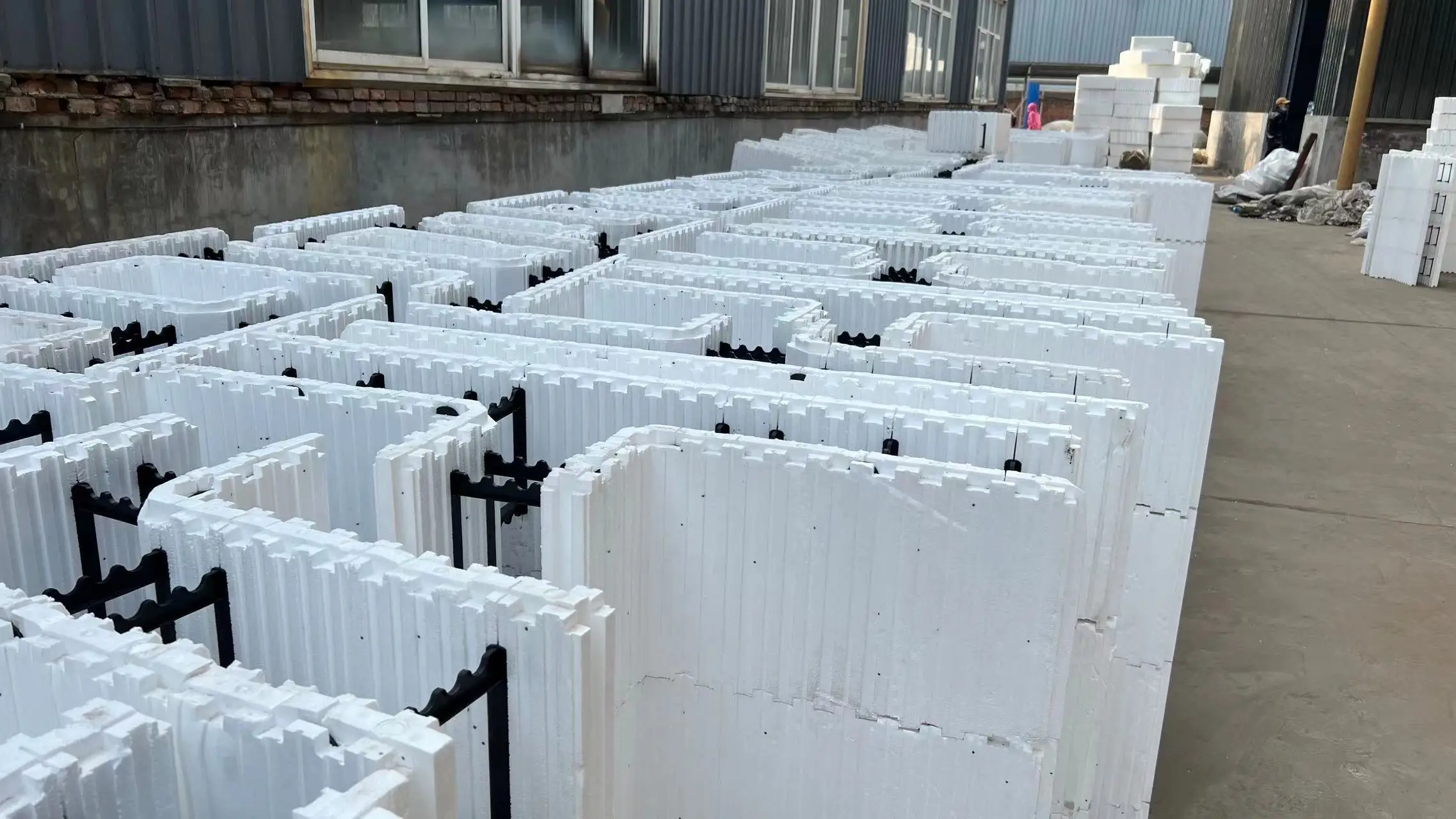 2023 Hot Selling Insulated Concrete Forms Block Icf  Large Concrete Blocks