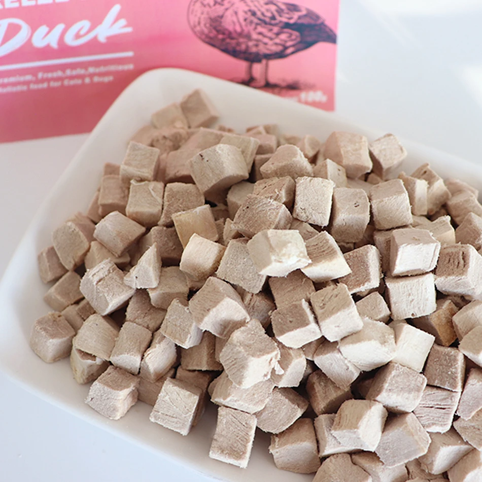 Natural freeze-dried duck cubes new cat treats freeze dried cat treats snacks