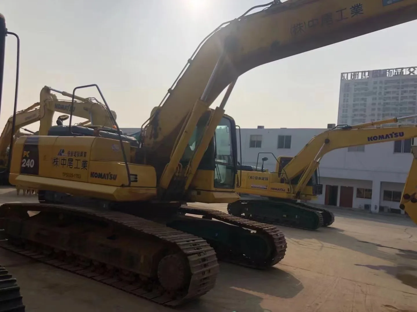 Panic Buying Best Selling Well-Maintained Used  Komatsu 24 tons PC240 Crawler Excavator For Construction.