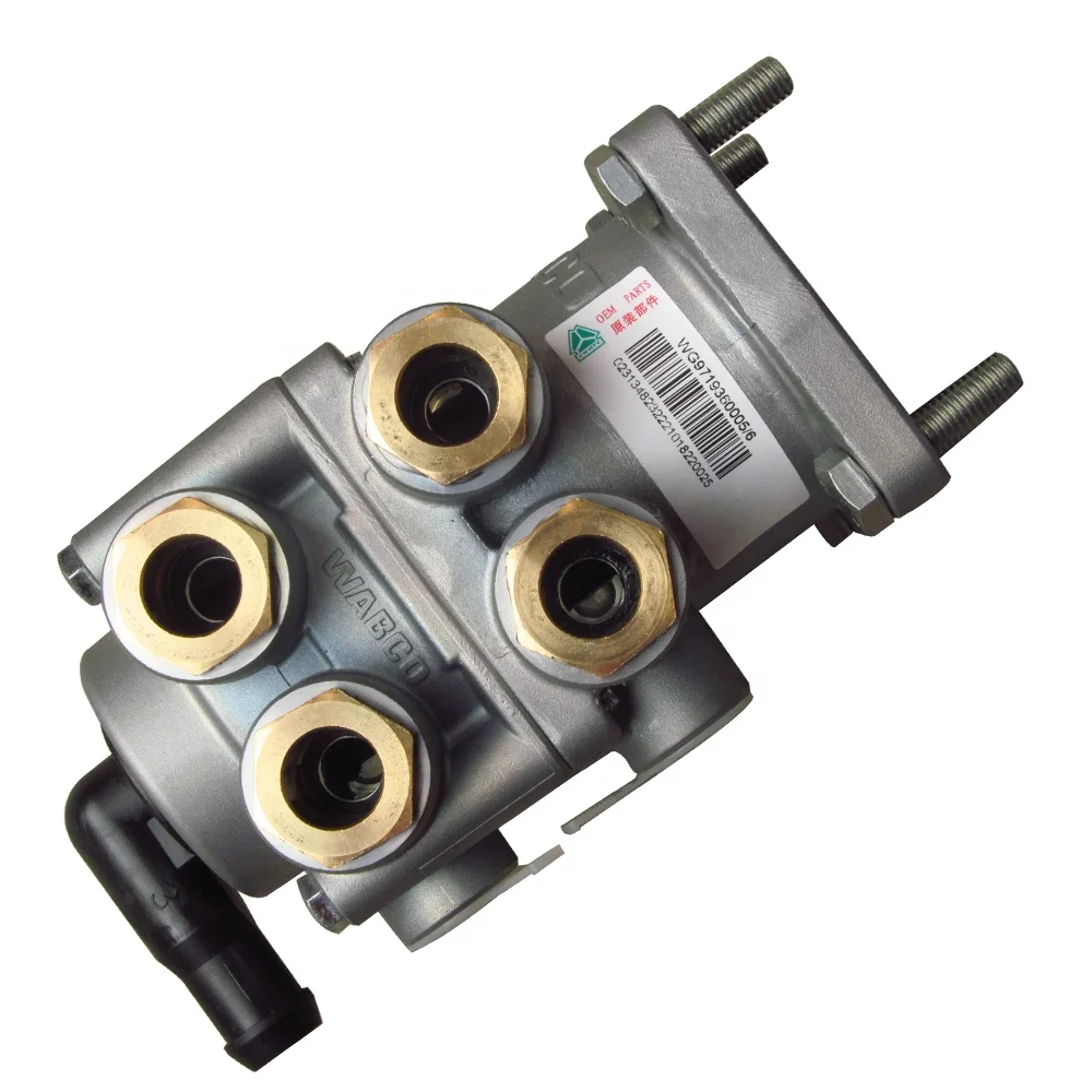 SINOTRUK HOWO  truck spare parts Air brake master cylinder