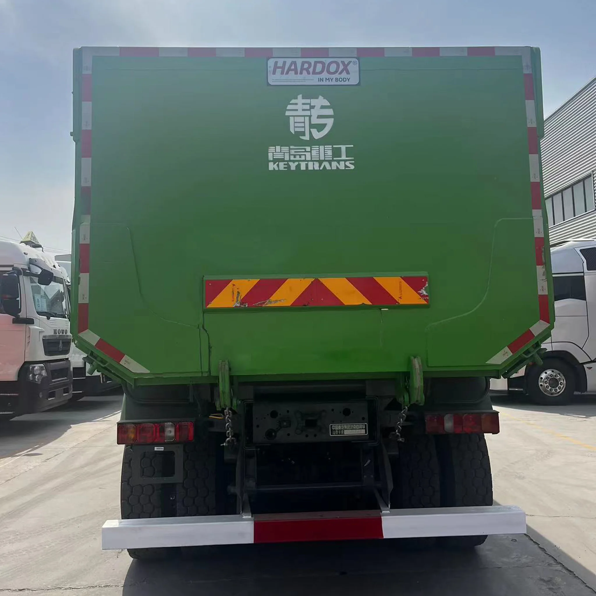 Factory Price Export Hot Special New Car China National Heavy Truck ShanDeka SITRAK G7 Heavy Truck 500hp 6x2 Dump Truck