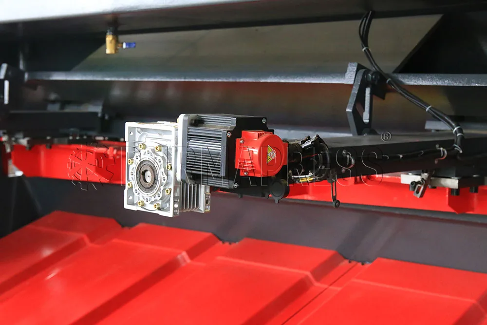Professional service good price high speed Global best-seller  CNC guillotine  hydraulic shearing machine