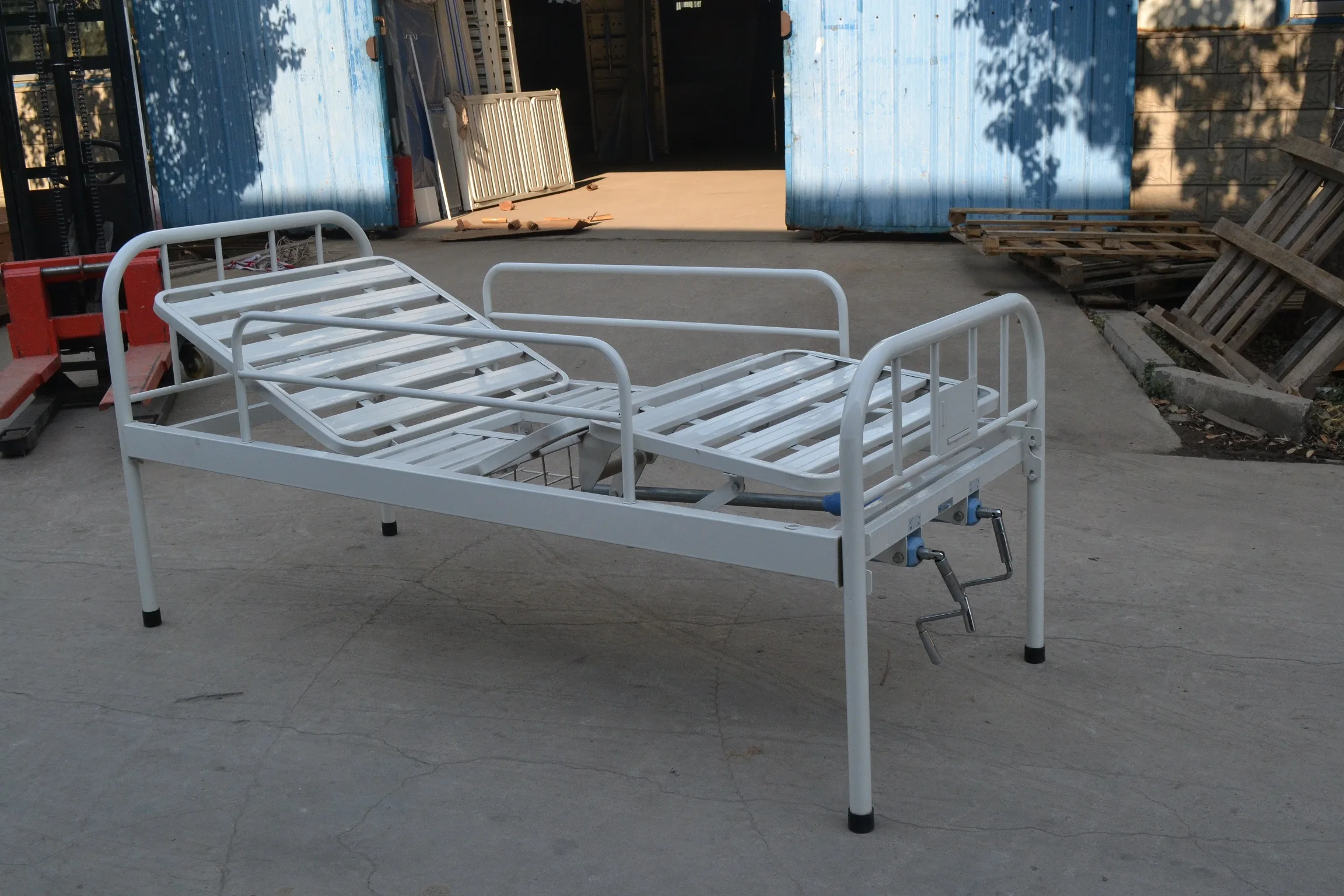 Medical Devices Cheap High-quality Hospital Equipment Stainless Steel Hot-selling Hospital Bed With 1 Functions