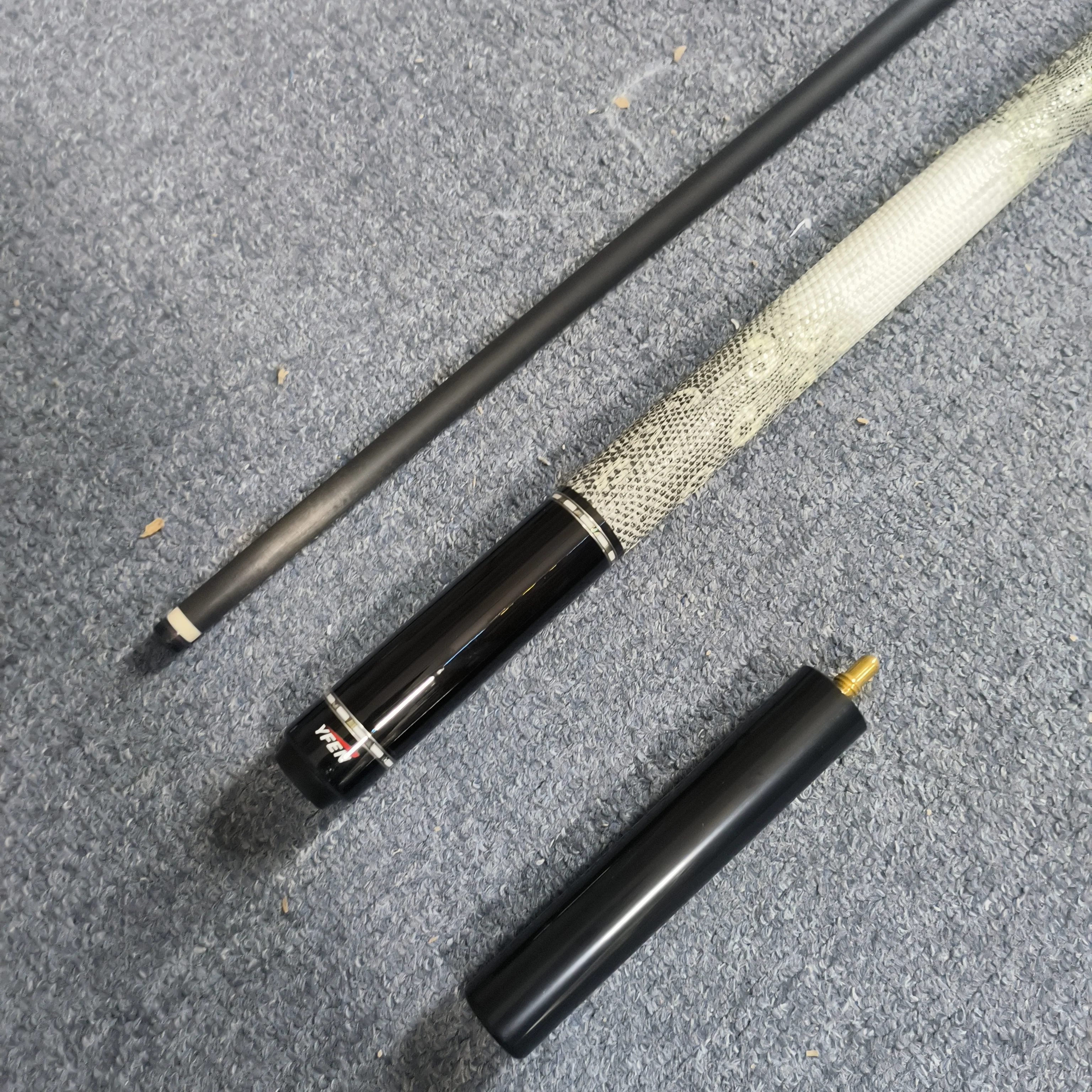 Premium Yfen M9 Black Carbon Fiber Shaft Maple Butt 12.5mm/11.5mm 1/2 Billiard Pool Cue With Extension