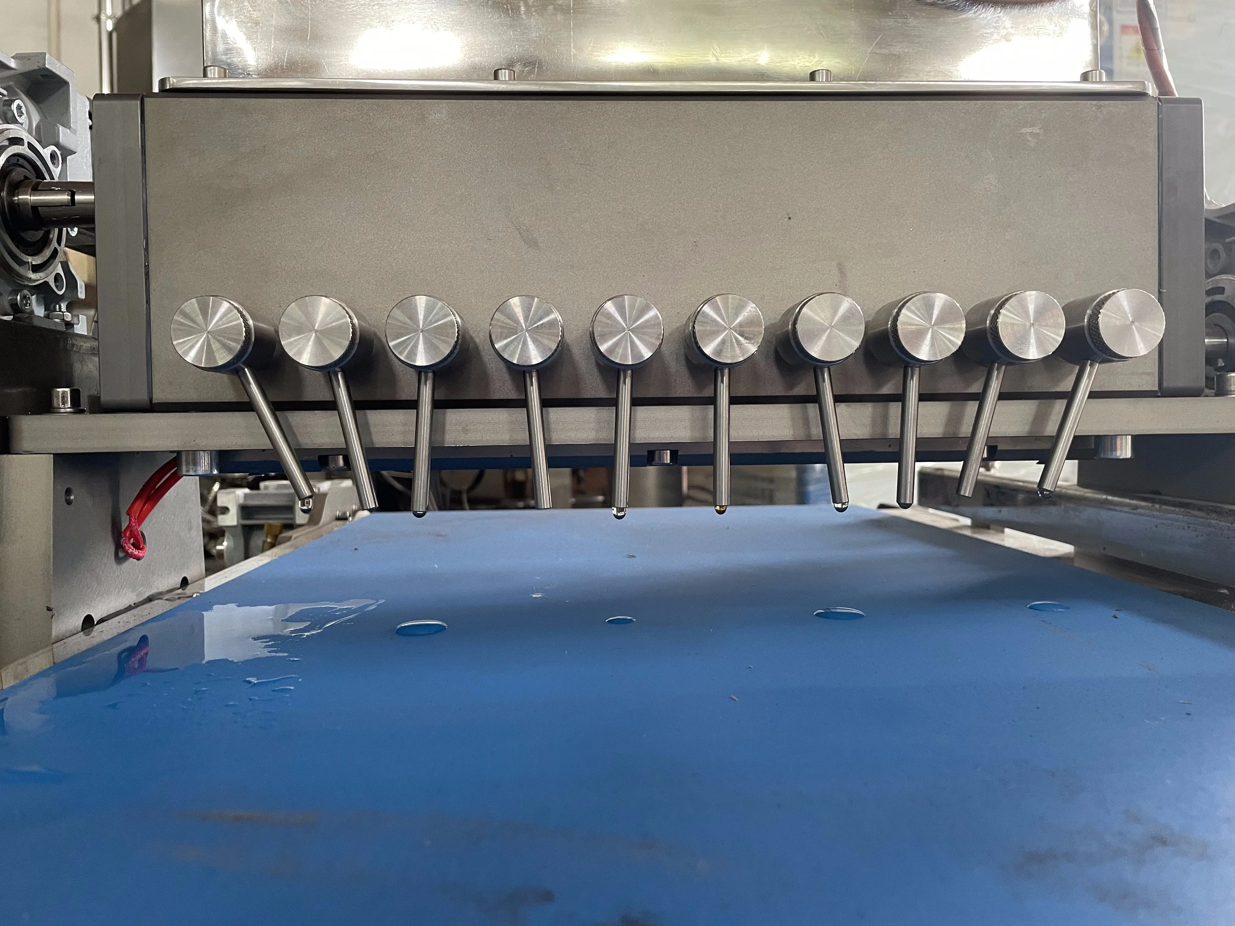 Многоцелевая полуавтоматическая малогабаритная лабораторная машина для хранения сахарного желе леденцов шоколада