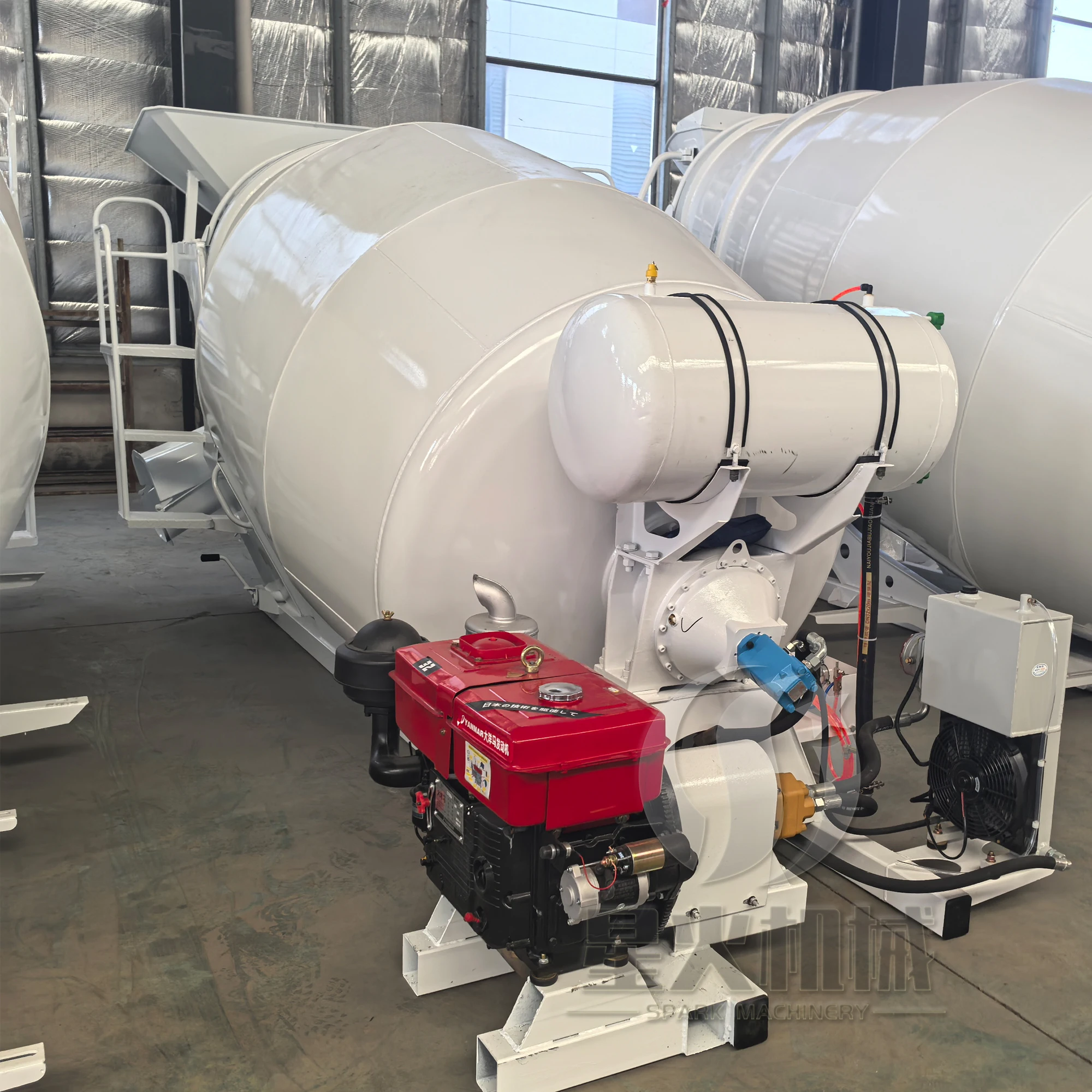 New Small Electric Motor 2m3 3 Cubic Meters Mini Truck Concrete Mixer 3 Cubic Meter with Drum diesel Engine for Sale