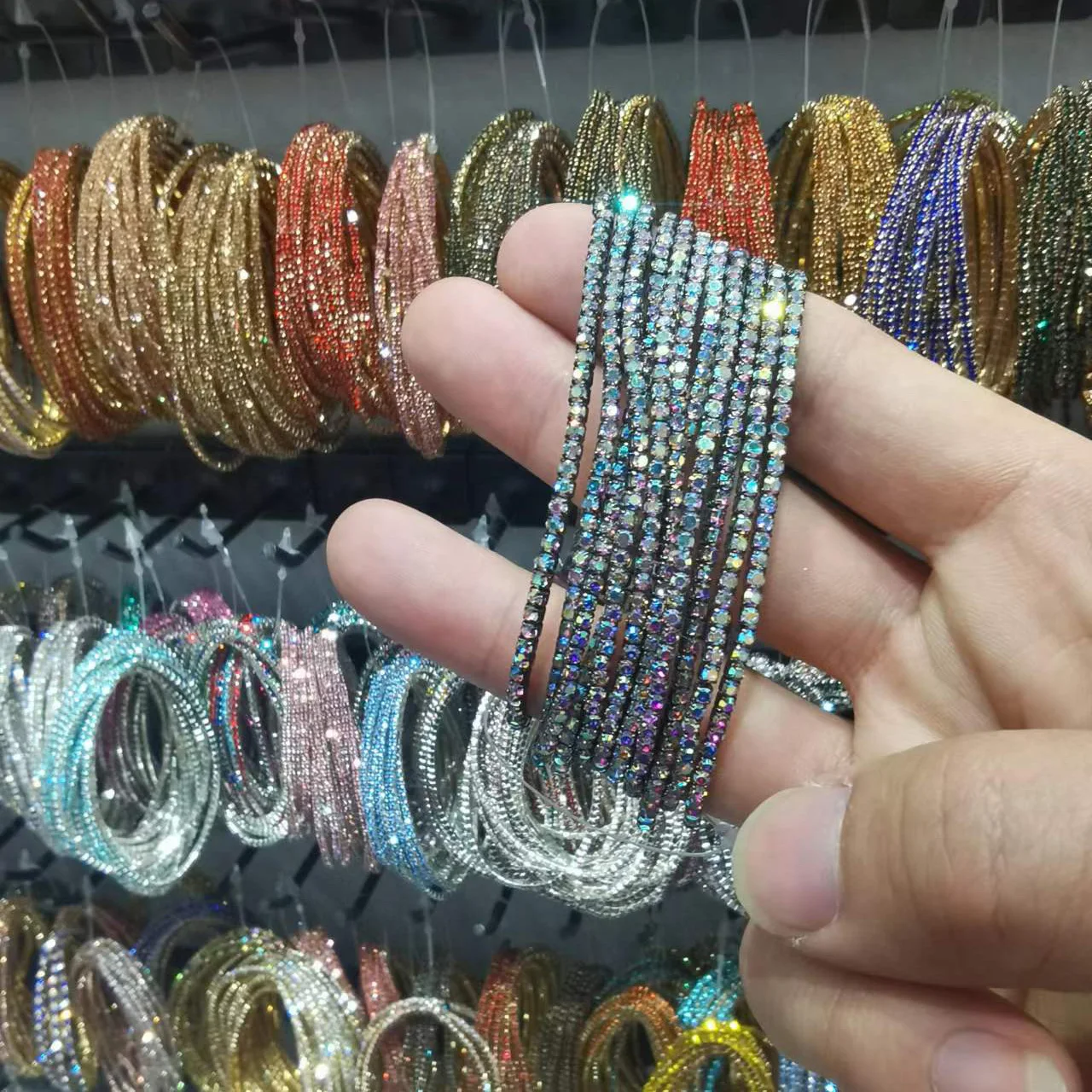 elastic cristal cheap wrist slim crystal bracelet fancy rainbow diamond elastic wrist jewelry bracelet