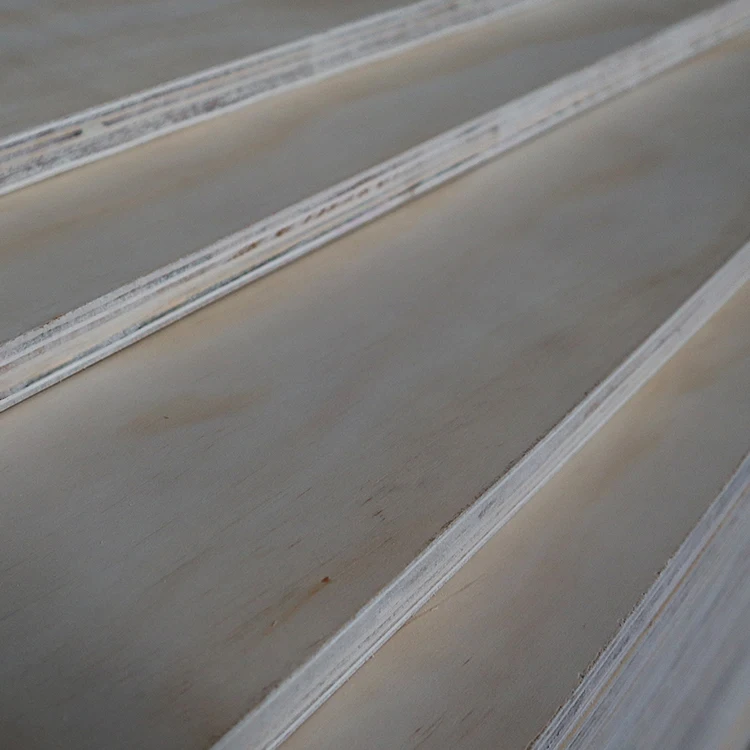 Pine Plywood 7Mm B/B Grade Pine Plywood Timber Wood Cidar Wood