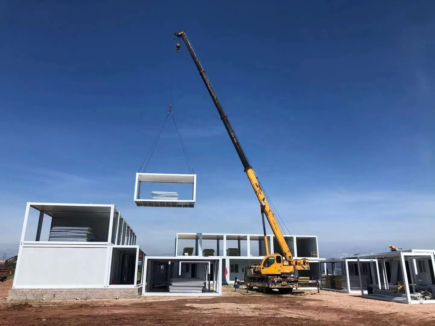 Fold Out House Easy Install Prefabricated Steel House Cabin Resort Container House Flat Pack