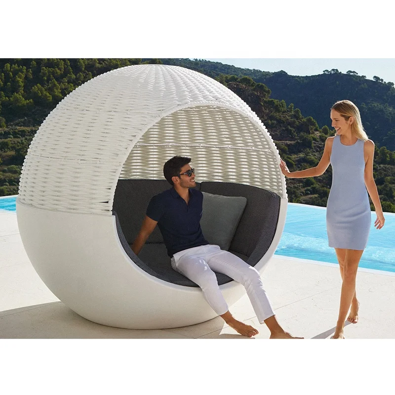 Outdoor Rattan Wicker Garden Sofa Ball Egg Shaped Chair outdoor Furniture with mattress fiberglass sunbed daybed