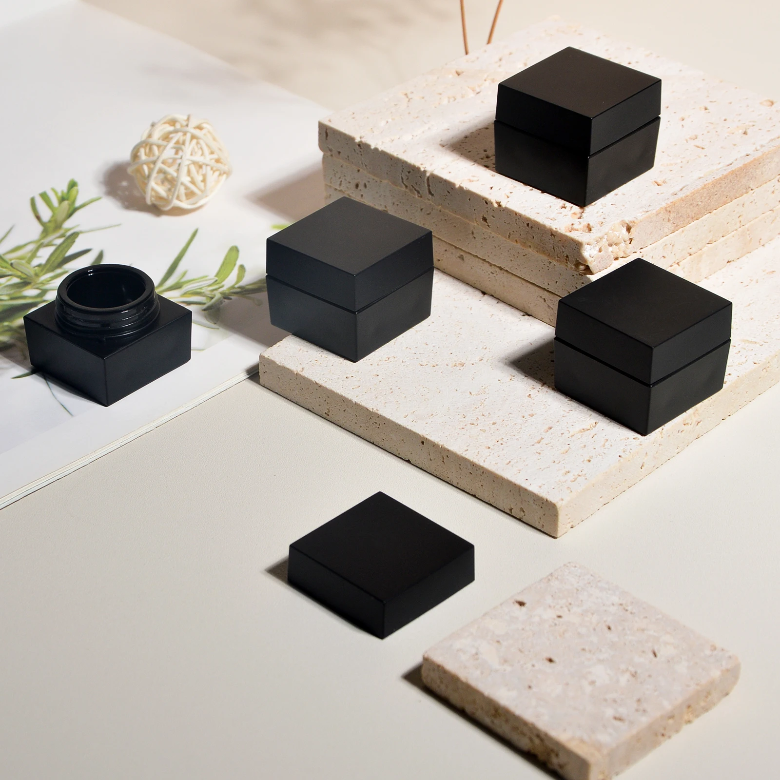 Manufacturer Black Square Shape Empty 5g Cosmetic Painting Gel Polish Dip Powder Plastic Jars Cream Jars for Skin Care