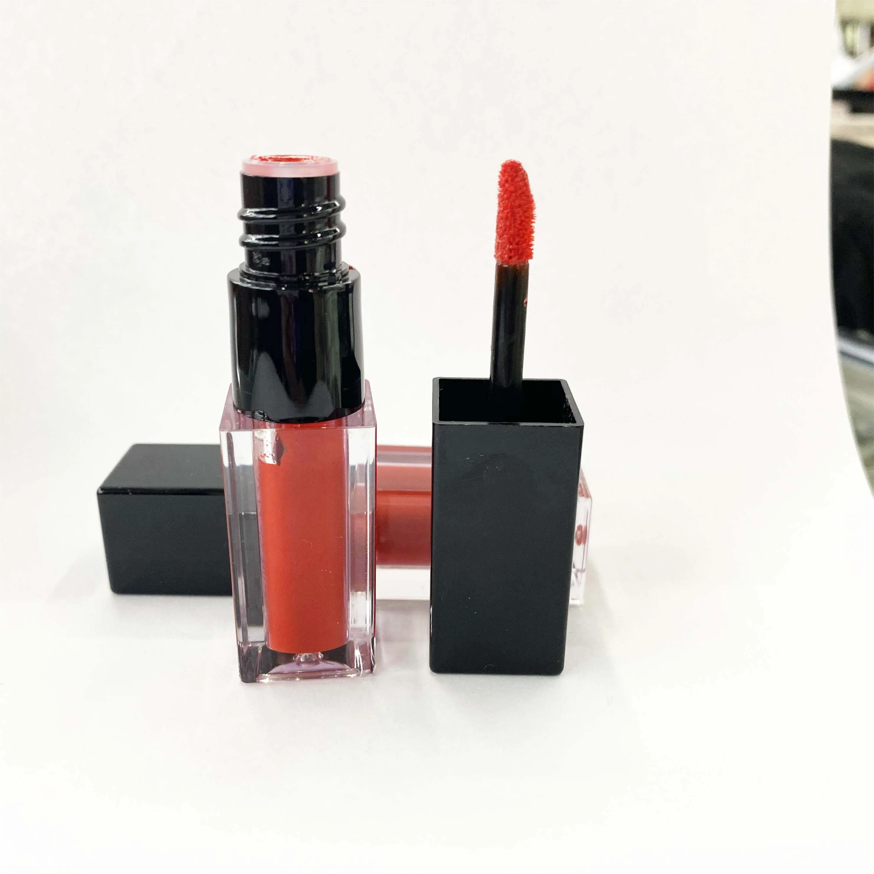 
 Fenty beauty, хит продаж, макияж, опт, производитель, частная этикетка, блеск для губ, Радужный макияж, оптовая продажа  