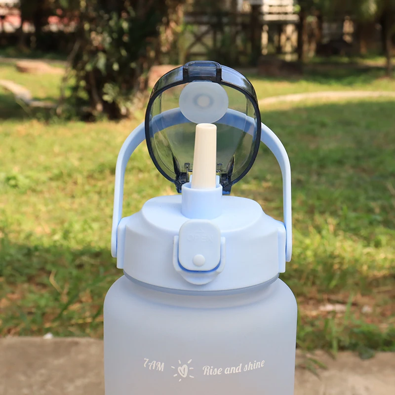 Wholesale 2L Inspirational Water Bottle Bottle with Straw with Time Reminder BPA Free Tritan Pp Camping Plastic Sports Bottle