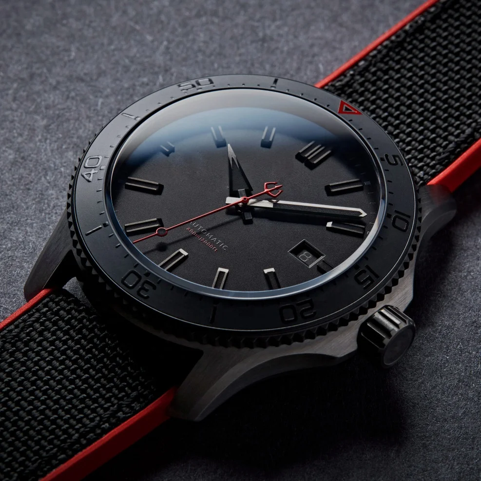 Luxury Cool Style Men Diving Watch  Automatic Sapphire Super Luminous Water Resistant 300M Wrist Watch