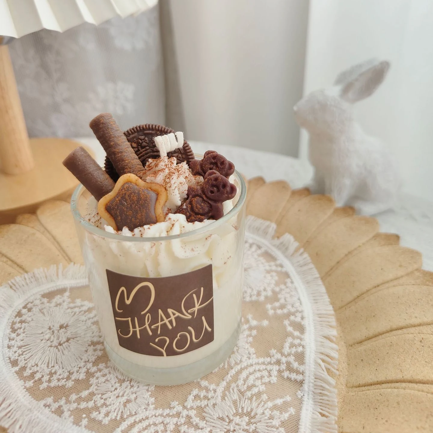 Wholesale luxury chocolate ice cream handmade cup wax cute fruit dessert aromatherapy candles as a Wholesome gift for friends