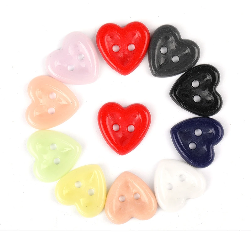 Модные пуговицы в форме сердца со стразами и отверстиями, керамические пуговицы на заказ для украшения ткани