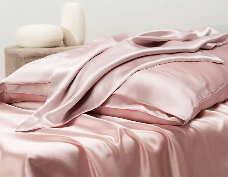 Breathable Moisture Absorbing Perfect Gift 100% Satin Silk Eye Mask and Pillowcase Set with Scrunchie and Pouch