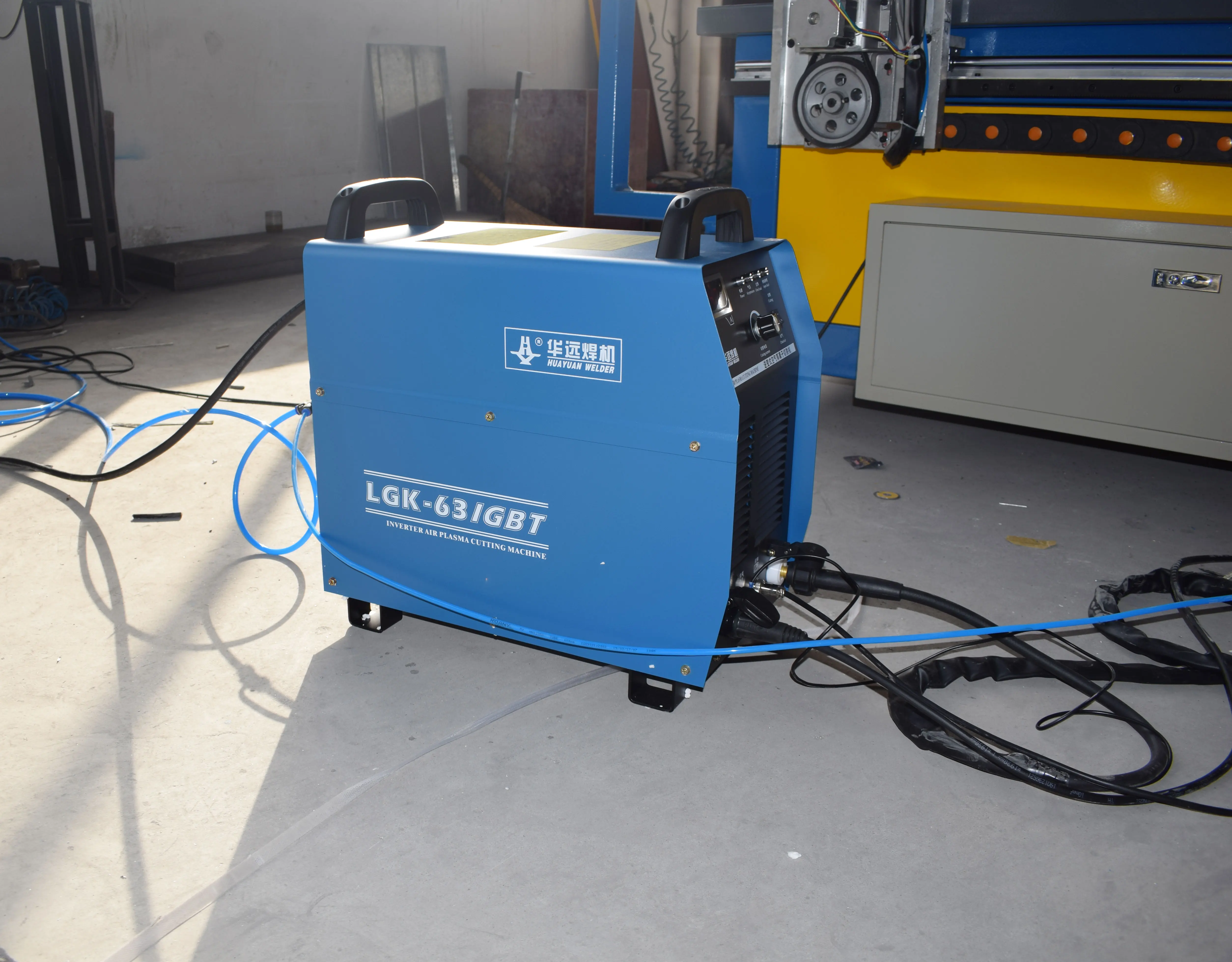 CNC cutting machine full automatic plasma stainless steel plate cutting machine