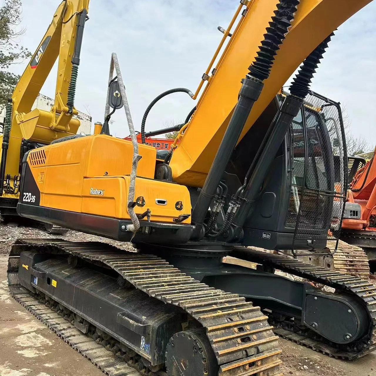 Дешевый оригинальный подержанный экскаватор Hyundai R220LC-9S 22 т строительный завод мощный гусеничный двигатель Корея гидравлический