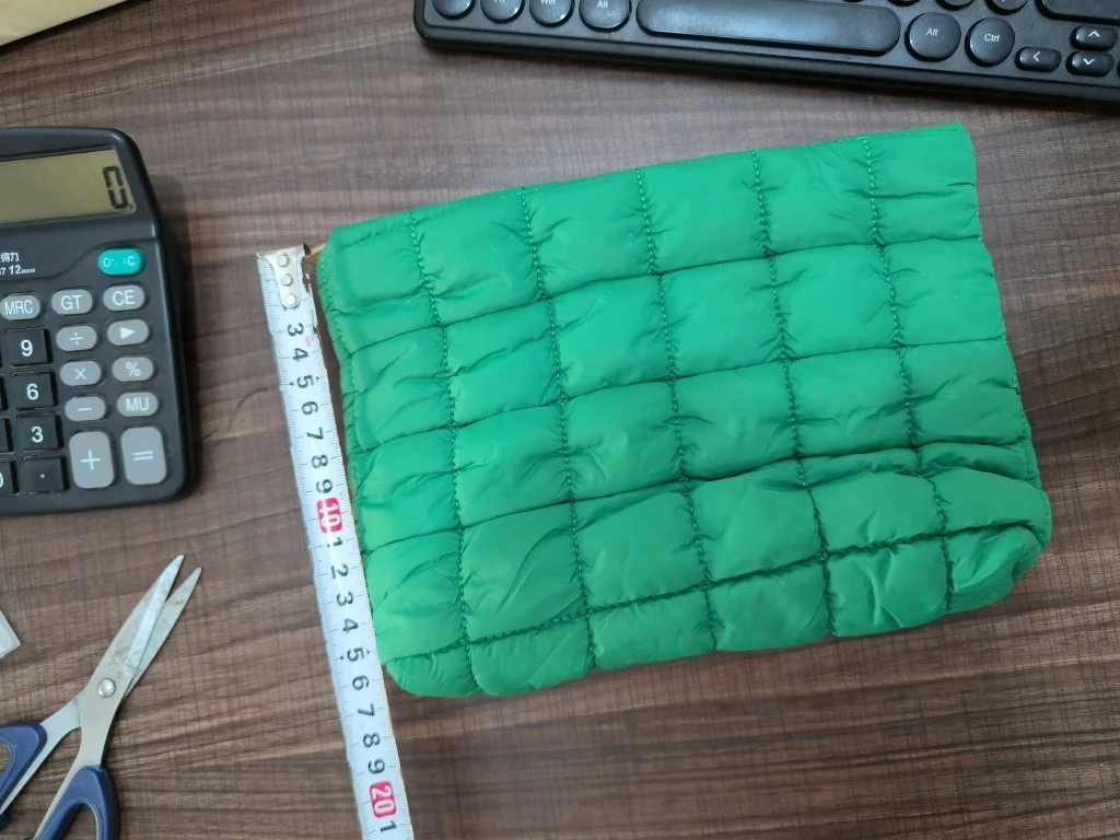 Custom Women Puffy Makeup Pouch Funny Quilted Toiletry Bag Soft Puffy Quilted Cosmetic Bag Makeup Bag