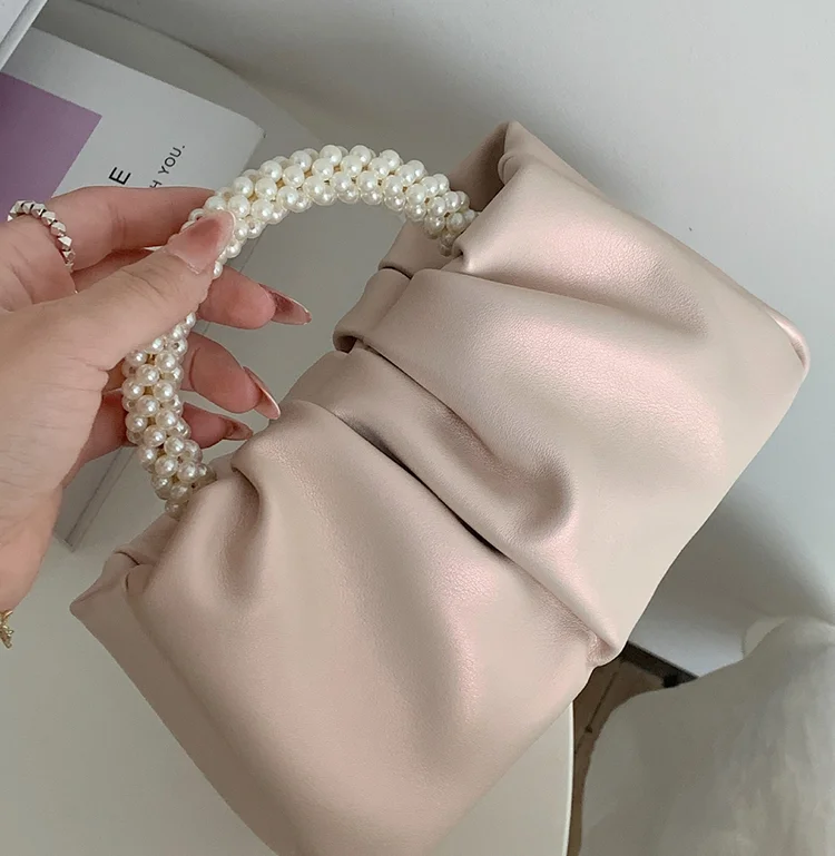 Wholesale Womens Handbags High Quality Trendy Luxury Lady Party Pearl Hand Bags Evening Clutch Women