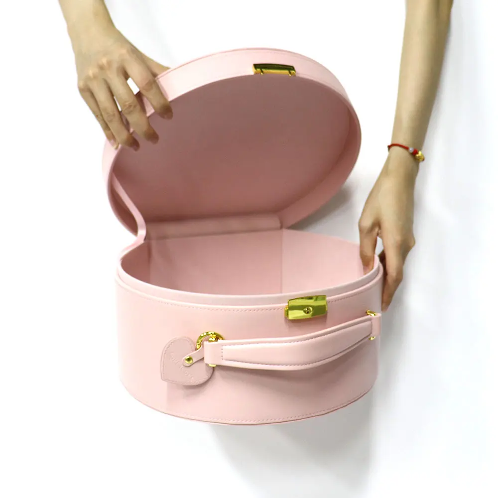 Handmade Decorative Paper Leather Gift Eyelash Cardboard Luxury Baby Cloth Toy Suitcase Gift Storage Packaging Box With Handle