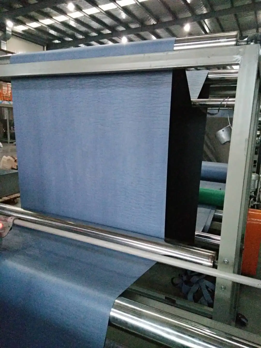 
Factory Customization Production Line Geomembrane Epdm Lining Pond Liner 0.5mm For Roof 