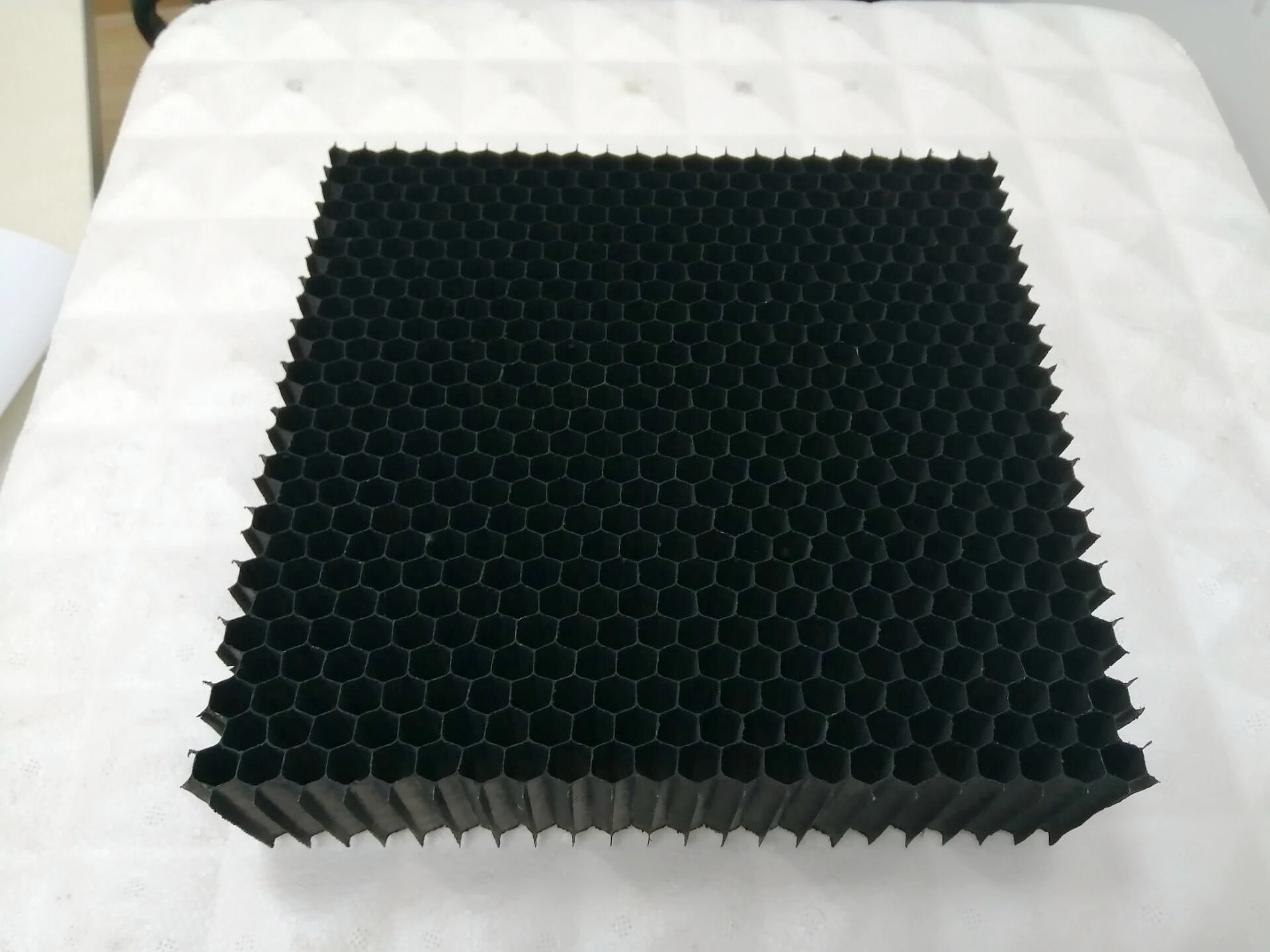 
Certain amount of compression strength honeycomb absorbers for anti-EMI 