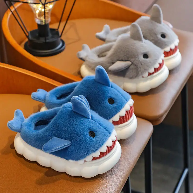 New Fashion Warm Non Slip Lovely Plush Children Slippers Funny Animal Shark Cotton Slippers Kids Thick Soles Home Slipper Winter
