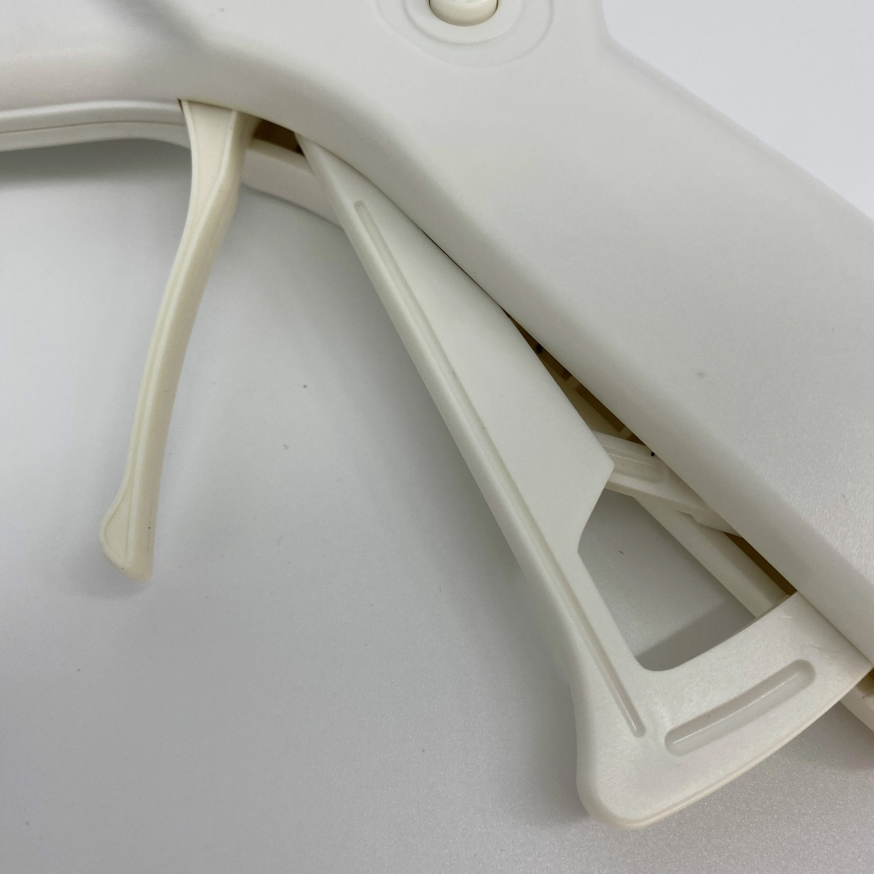 Хирургический одноразовый геморроидный резиновый многополосный лигатор с аноскопом