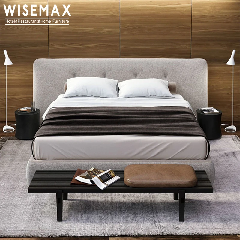 WISEMAX FURNITURE Luxury bedroom furniture king size bed hotel bedroom high headboard bed modern Italian luxury fabric bed frame