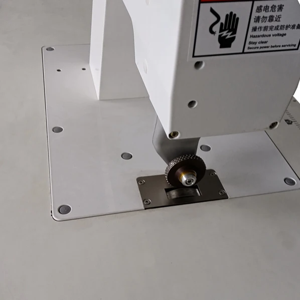 Ultra affordable ultrasonic lace sewing machine