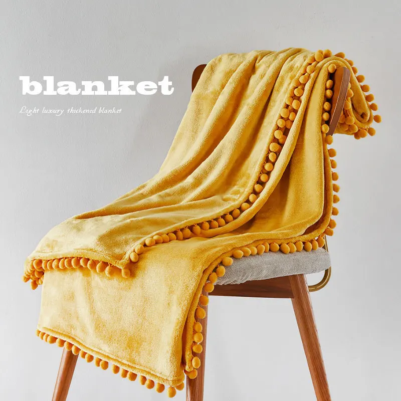 Hot sale European countryside style lightweight flannel waxberry wool ball blanket for autumn and winter