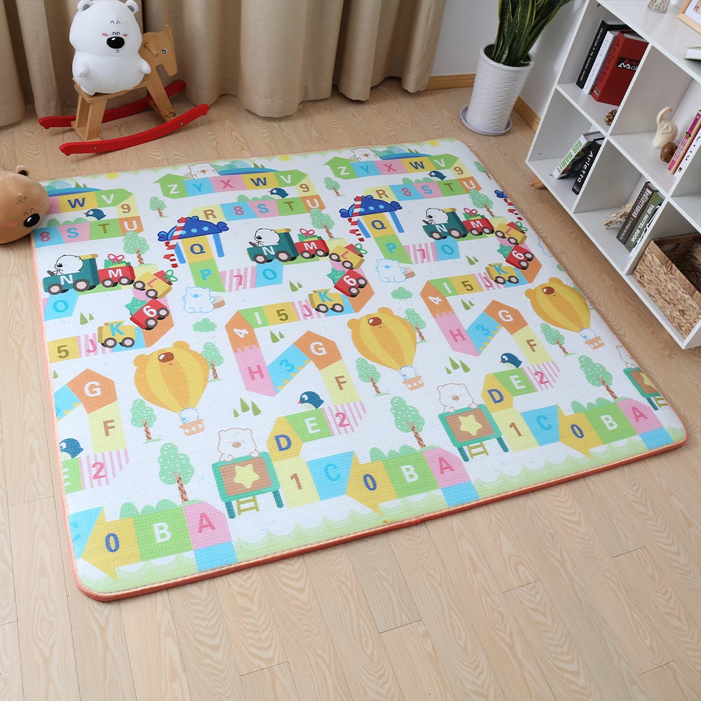 Custom Waterproof babies crawl roll Xpe foam large baby play mat for baby child